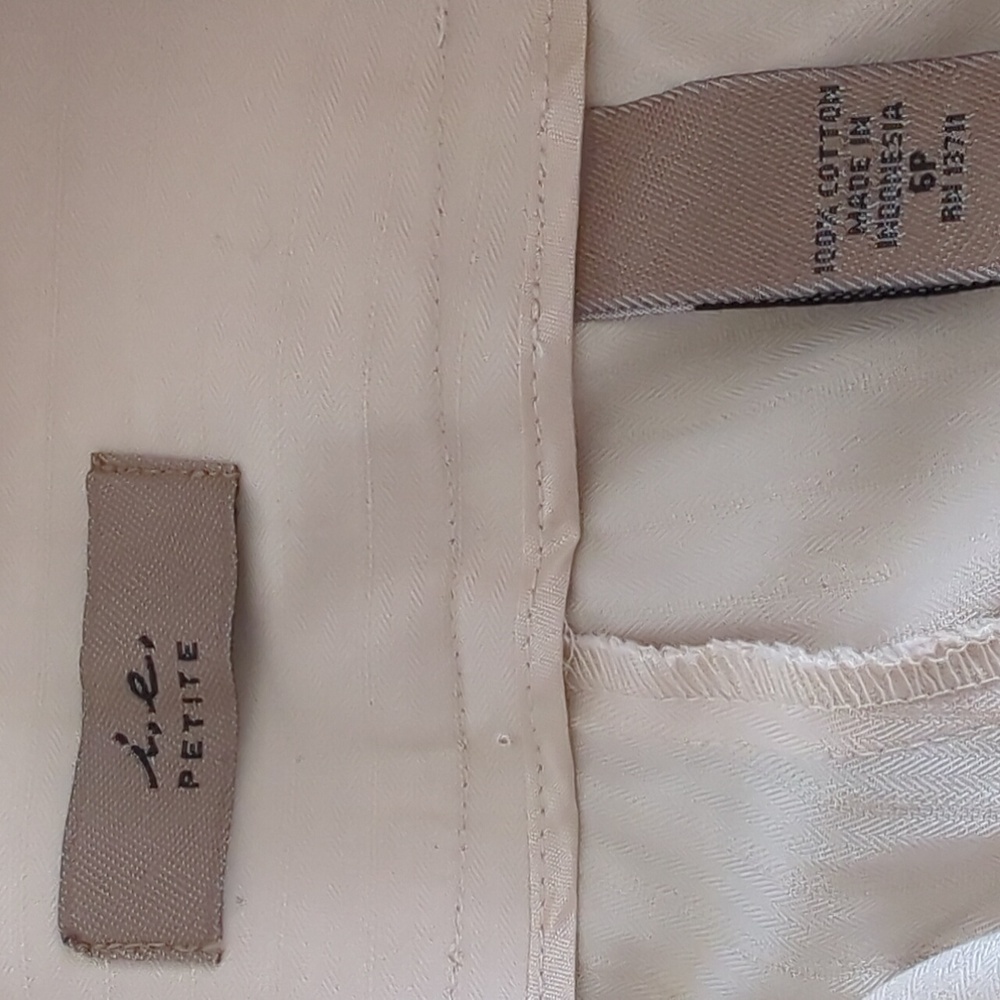 i.e. Cotton Capri Pants Size 6P - Picture 6 of 7